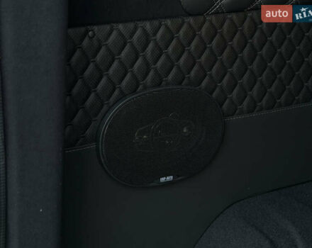 Черный Рено Трафик, объемом двигателя 2 л и пробегом 168 тыс. км за 23999 $, фото 38 на Automoto.ua