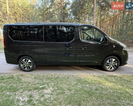 Черный Рено Трафик, объемом двигателя 2 л и пробегом 160 тыс. км за 33800 $, фото 15 на Automoto.ua