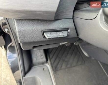 Чорний Рено Трафік, об'ємом двигуна 2 л та пробігом 85 тис. км за 39500 $, фото 9 на Automoto.ua