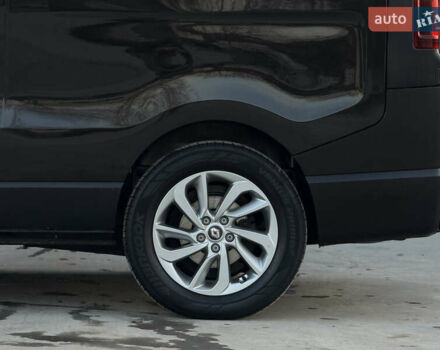 Черный Рено Трафик, объемом двигателя 2 л и пробегом 168 тыс. км за 23999 $, фото 16 на Automoto.ua