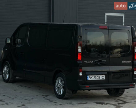 Черный Рено Трафик, объемом двигателя 2 л и пробегом 168 тыс. км за 23999 $, фото 11 на Automoto.ua