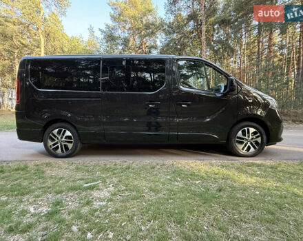 Черный Рено Трафик, объемом двигателя 2 л и пробегом 160 тыс. км за 33800 $, фото 16 на Automoto.ua