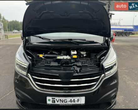 Черный Рено Трафик, объемом двигателя 2 л и пробегом 174 тыс. км за 31400 $, фото 72 на Automoto.ua