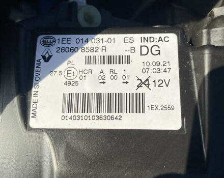 Черный Рено Трафик, объемом двигателя 2 л и пробегом 174 тыс. км за 31400 $, фото 61 на Automoto.ua