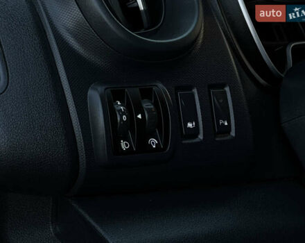 Черный Рено Трафик, объемом двигателя 2 л и пробегом 168 тыс. км за 23999 $, фото 45 на Automoto.ua