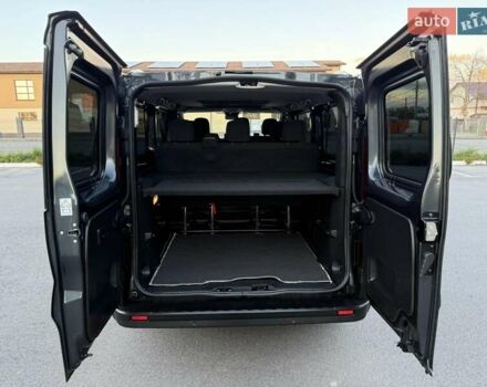 Черный Рено Трафик, объемом двигателя 2 л и пробегом 124 тыс. км за 28450 $, фото 42 на Automoto.ua