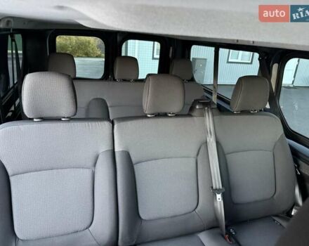 Черный Рено Трафик, объемом двигателя 2 л и пробегом 124 тыс. км за 28450 $, фото 39 на Automoto.ua