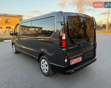 Черный Рено Трафик, объемом двигателя 2 л и пробегом 124 тыс. км за 28450 $, фото 7 на Automoto.ua
