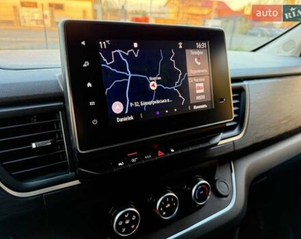 Черный Рено Трафик, объемом двигателя 2 л и пробегом 124 тыс. км за 28450 $, фото 14 на Automoto.ua