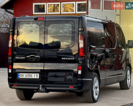 Черный Рено Трафик, объемом двигателя 2 л и пробегом 176 тыс. км за 30500 $, фото 9 на Automoto.ua