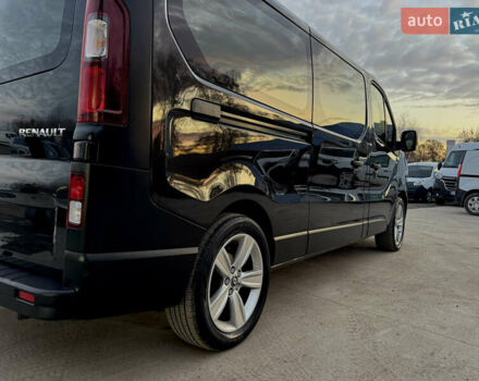 Черный Рено Трафик, объемом двигателя 2 л и пробегом 176 тыс. км за 30500 $, фото 12 на Automoto.ua