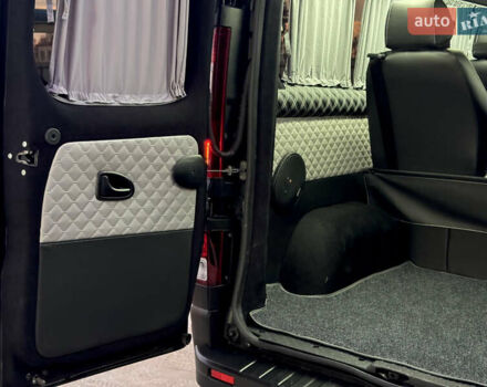 Черный Рено Трафик, объемом двигателя 2 л и пробегом 176 тыс. км за 30500 $, фото 27 на Automoto.ua