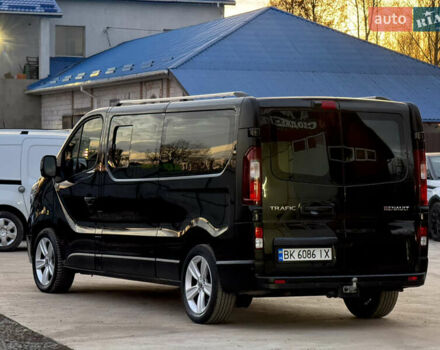 Черный Рено Трафик, объемом двигателя 2 л и пробегом 176 тыс. км за 30500 $, фото 7 на Automoto.ua