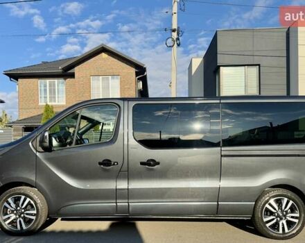 Чорний Рено Трафік, об'ємом двигуна 2 л та пробігом 85 тис. км за 42300 $, фото 1 на Automoto.ua