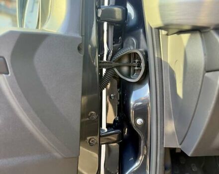 Чорний Рено Трафік, об'ємом двигуна 2 л та пробігом 85 тис. км за 42300 $, фото 57 на Automoto.ua