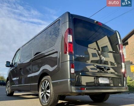 Чорний Рено Трафік, об'ємом двигуна 2 л та пробігом 85 тис. км за 42300 $, фото 13 на Automoto.ua
