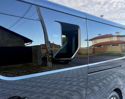 Чорний Рено Трафік, об'ємом двигуна 2 л та пробігом 85 тис. км за 42300 $, фото 43 на Automoto.ua