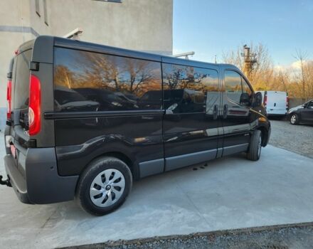 Черный Рено Трафик, объемом двигателя 2 л и пробегом 232 тыс. км за 15500 $, фото 4 на Automoto.ua