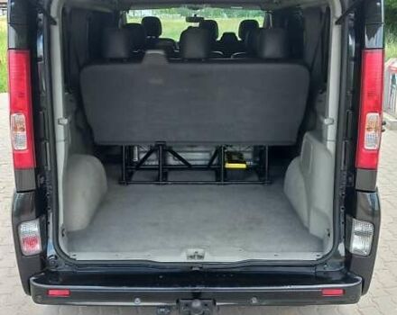 Рено Трафік 2010 у Чопе на Automoto.ua Чорний Рено Трафік, об'ємом двигуна 2 л та пробігом 292 тис. км за 15200 $, фото 5 на Automoto.ua