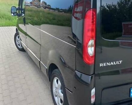 Рено Трафік 2010 у Чопе на Automoto.ua Чорний Рено Трафік, об'ємом двигуна 2 л та пробігом 292 тис. км за 15200 $, фото 2 на Automoto.ua