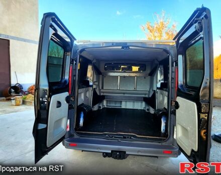 Черный Рено Трафик, объемом двигателя 2 л и пробегом 232 тыс. км за 15500 $, фото 9 на Automoto.ua