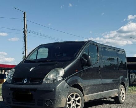 Черный Рено Трафик, объемом двигателя 2 л и пробегом 150 тыс. км за 6030 $, фото 1 на Automoto.ua