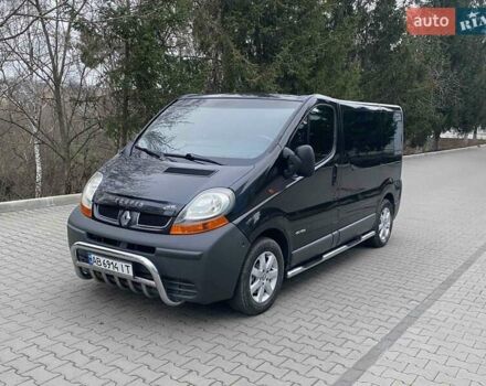 Черный Рено Трафик, объемом двигателя 1.9 л и пробегом 286 тыс. км за 7250 $, фото 1 на Automoto.ua