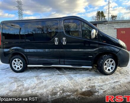 Черный Рено Трафик, объемом двигателя 1.9 л и пробегом 390 тыс. км за 7500 $, фото 1 на Automoto.ua