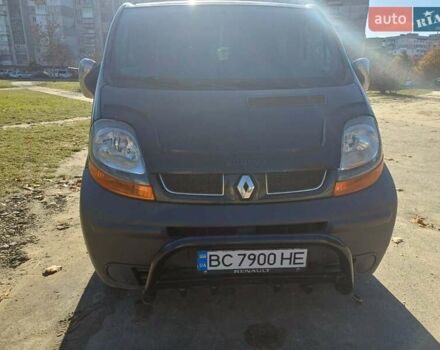 Черный Рено Трафик, объемом двигателя 2.5 л и пробегом 306 тыс. км за 7600 $, фото 1 на Automoto.ua