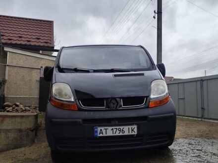 Чорний Рено Трафік, об'ємом двигуна 2.46 л та пробігом 275 тис. км за 7900 $, фото 1 на Automoto.ua