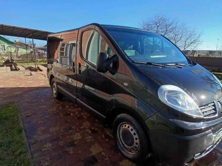 Черный Рено Трафик, объемом двигателя 2 л и пробегом 254 тыс. км за 7600 $, фото 1 на Automoto.ua