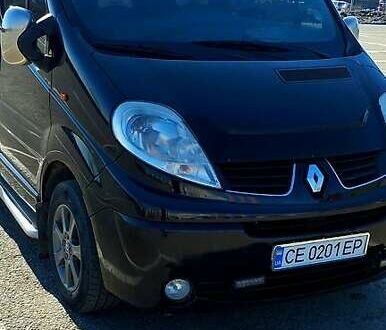 Черный Рено Трафик, объемом двигателя 2 л и пробегом 292 тыс. км за 10500 $, фото 1 на Automoto.ua