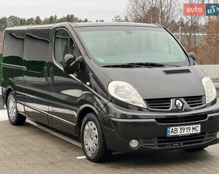 Чорний Рено Трафік, об'ємом двигуна 2 л та пробігом 256 тис. км за 14900 $, фото 1 на Automoto.ua