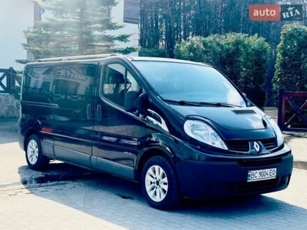 Черный Рено Трафик, объемом двигателя 2 л и пробегом 331 тыс. км за 8950 $, фото 1 на Automoto.ua