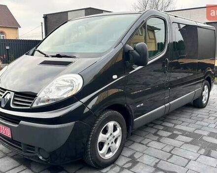 Черный Рено Трафик, объемом двигателя 2 л и пробегом 237 тыс. км за 13600 $, фото 1 на Automoto.ua