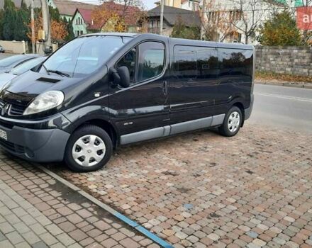 Черный Рено Трафик, объемом двигателя 2 л и пробегом 176 тыс. км за 15999 $, фото 1 на Automoto.ua