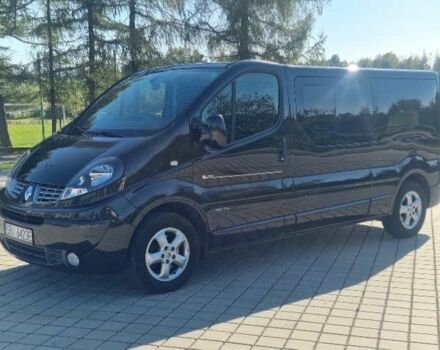 Чорний Рено Трафік, об'ємом двигуна 2 л та пробігом 119 тис. км за 9100 $, фото 1 на Automoto.ua