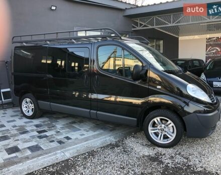 Чорний Рено Трафік, об'ємом двигуна 2 л та пробігом 218 тис. км за 13300 $, фото 1 на Automoto.ua