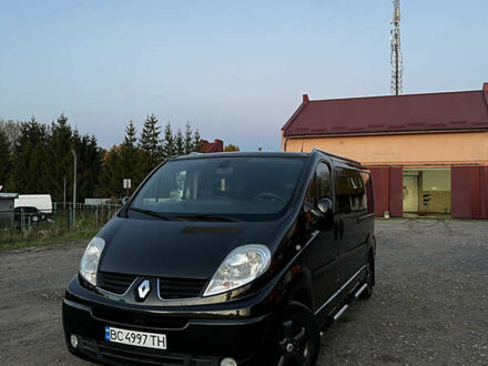Рено Трафік 2012 у Новояворівськ на Automoto.ua Чорний Рено Трафік, об'ємом двигуна 2 л та пробігом 270 тис. км за 15699 $, фото 1 на Automoto.ua