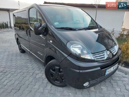 Чорний Рено Трафік, об'ємом двигуна 2 л та пробігом 176 тис. км за 11500 $, фото 1 на Automoto.ua