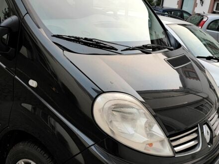 Чорний Рено Трафік, об'ємом двигуна 2 л та пробігом 370 тис. км за 10445 $, фото 1 на Automoto.ua