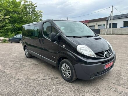 Чорний Рено Трафік, об'ємом двигуна 2 л та пробігом 243 тис. км за 13700 $, фото 1 на Automoto.ua