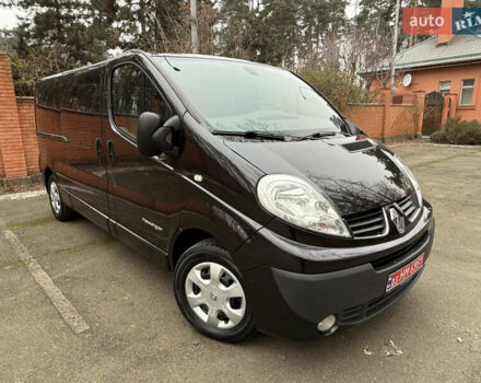 Черный Рено Трафик, объемом двигателя 2 л и пробегом 177 тыс. км за 16800 $, фото 1 на Automoto.ua