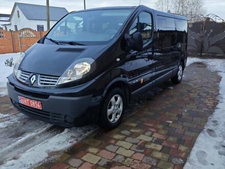 Чорний Рено Трафік, об'ємом двигуна 2 л та пробігом 212 тис. км за 16900 $, фото 1 на Automoto.ua