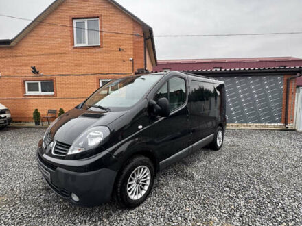 Черный Рено Трафик, объемом двигателя 2 л и пробегом 264 тыс. км за 16500 $, фото 1 на Automoto.ua