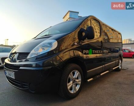 Черный Рено Трафик, объемом двигателя 2 л и пробегом 231 тыс. км за 15200 $, фото 1 на Automoto.ua