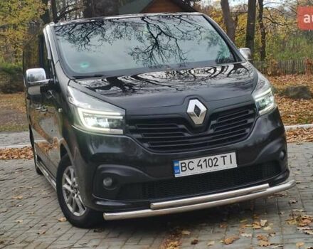 Черный Рено Трафик, объемом двигателя 1.6 л и пробегом 190 тыс. км за 15650 $, фото 1 на Automoto.ua