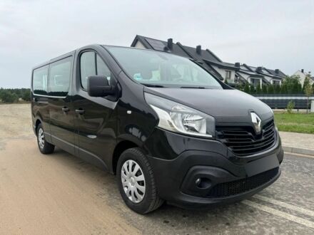 Черный Рено Трафик, объемом двигателя 1.6 л и пробегом 181 тыс. км за 12800 $, фото 1 на Automoto.ua