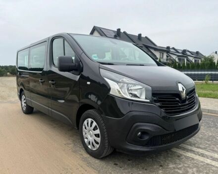 Черный Рено Трафик, объемом двигателя 1.6 л и пробегом 181 тыс. км за 12800 $, фото 1 на Automoto.ua