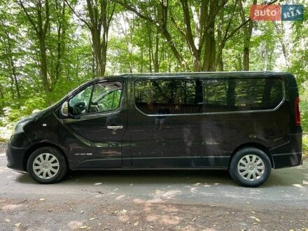 Черный Рено Трафик, объемом двигателя 1.6 л и пробегом 256 тыс. км за 15405 $, фото 1 на Automoto.ua